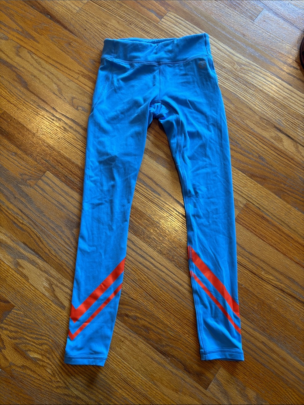 Tory Burch Sport WeightlessChevron Athletic Leggings with Orange Stripe Detail